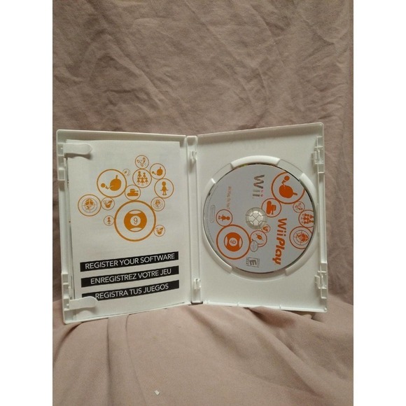 𝅺wii Play for Nintendo Wii - Picture 2 of 3